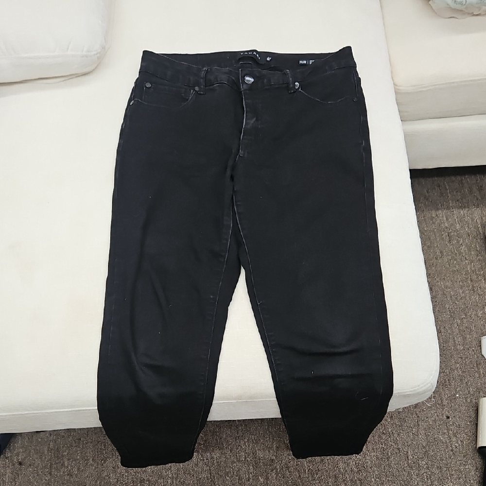 Tahari Skinny Jeans